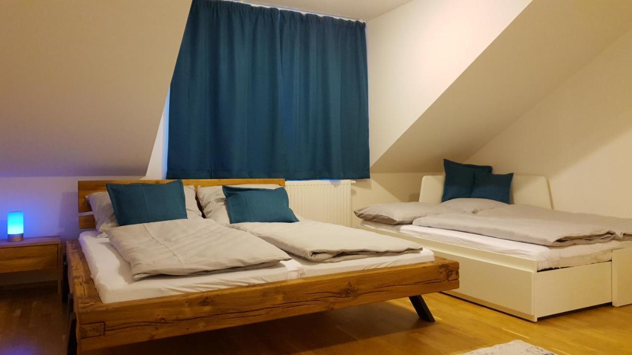 Veritas House Мікулов Екстер'єр фото