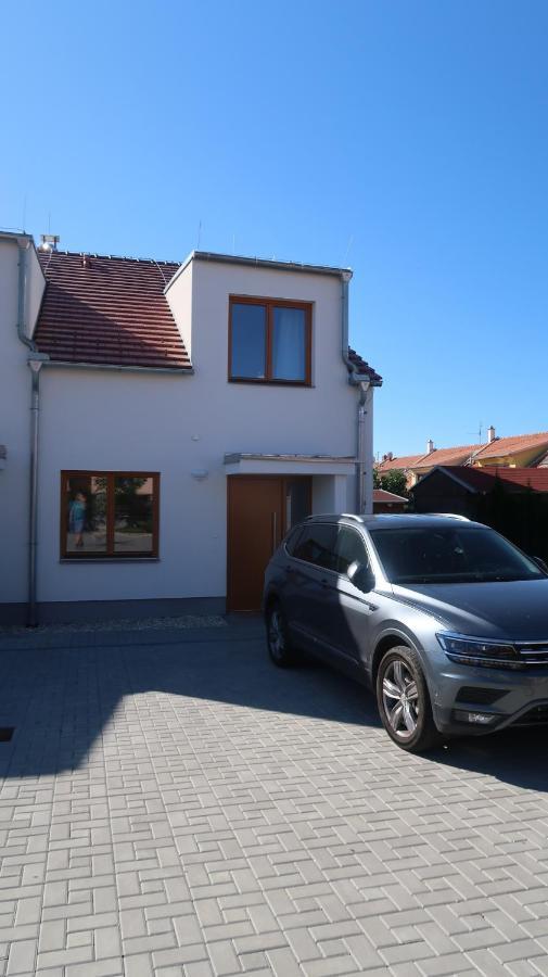 Veritas House Мікулов Екстер'єр фото